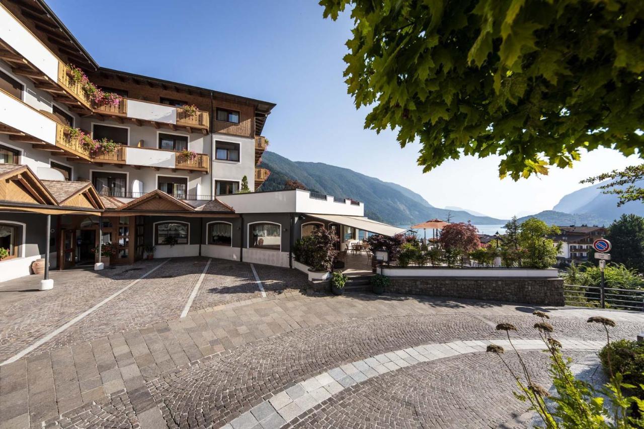 Ariston Lake View Hotel 몰베노 외부 사진
