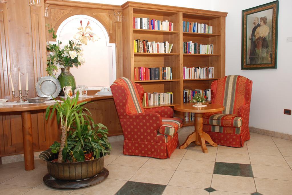 Ariston Lake View Hotel 몰베노 외부 사진