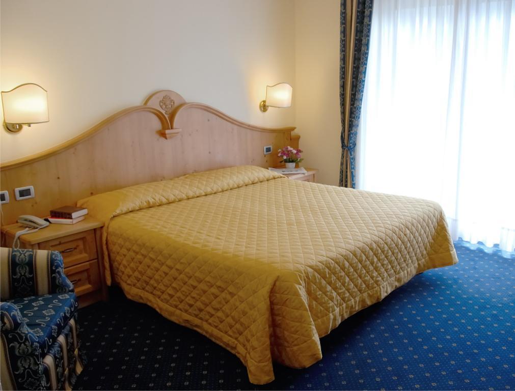 Ariston Lake View Hotel 몰베노 외부 사진