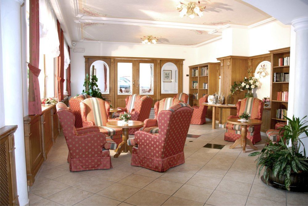 Ariston Lake View Hotel 몰베노 외부 사진